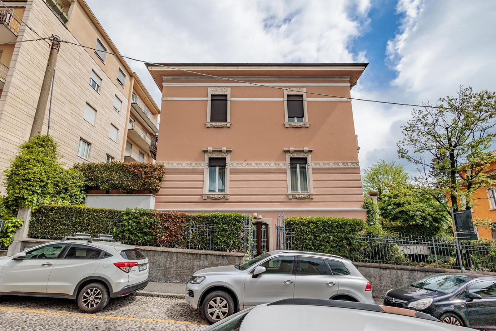 Liberty Villa & Winter Garden Bergamo Buitenkant foto